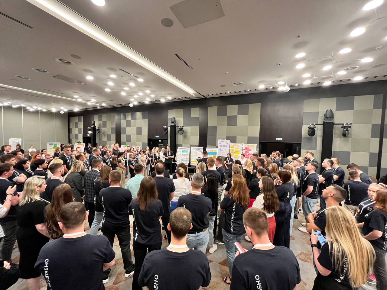 Презентация работы команд ОМК после аналитической и креативной сессии